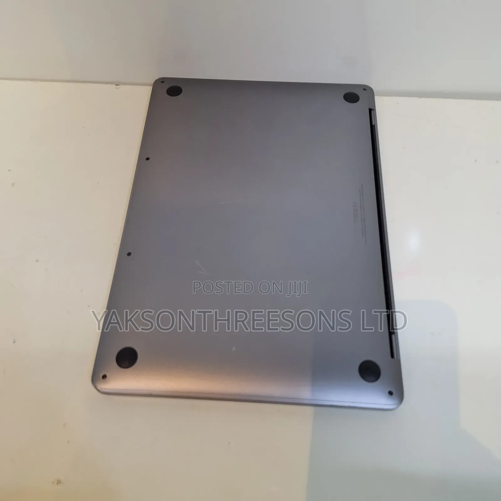 Laptop Apple MacBook Pro 2020 8GB Intel Core I5 SSD 256GB