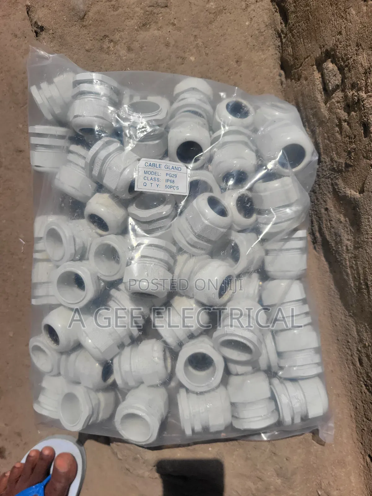 Plastic Cabel Grand