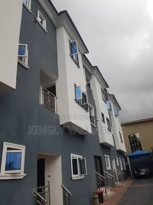 3bdrm Apartment in Magodo Gra 1 for rent