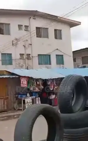 18bdrm Block of Flats in In Estate, Alimosho for sale