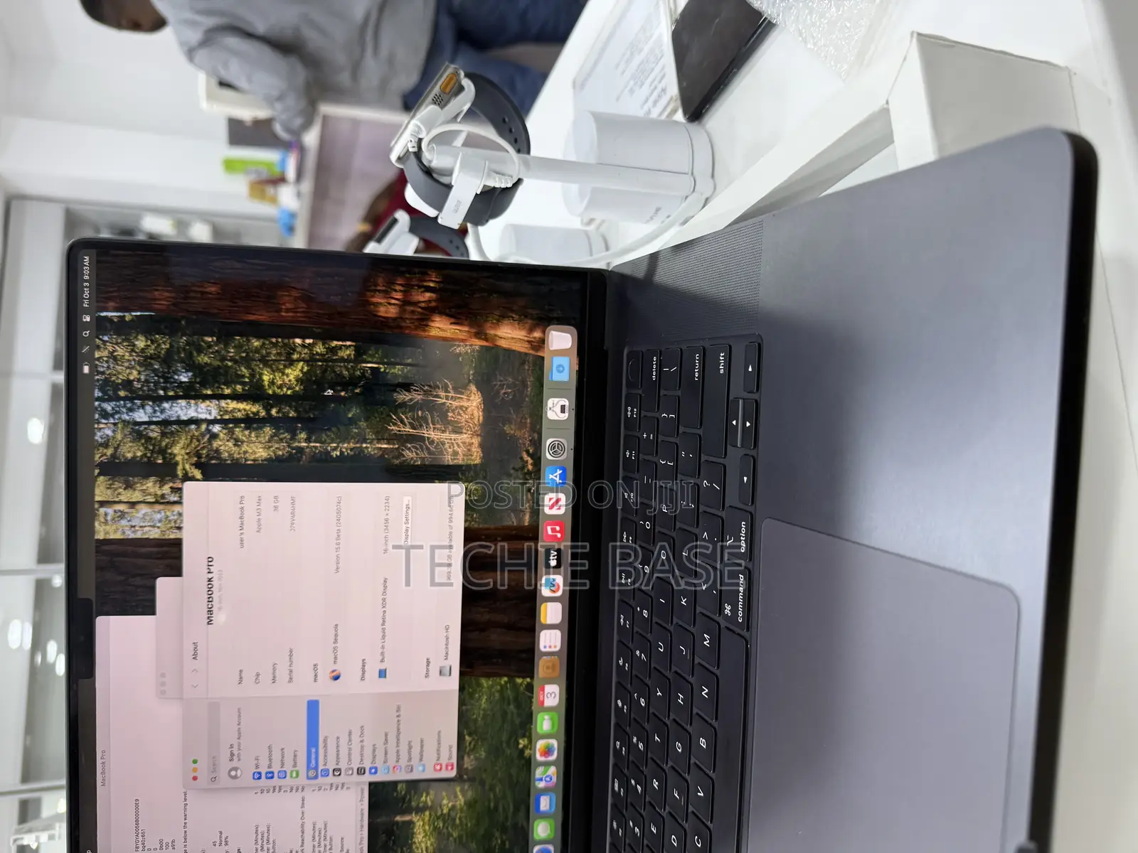 Laptop Apple MacBook Pro 2023 M3 Max 36GB Apple M3 Max SSD 1T