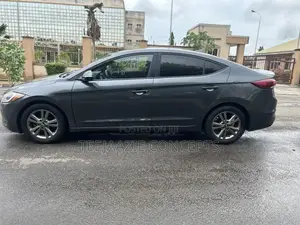 Hyundai Elantra Limited 2018 Gray