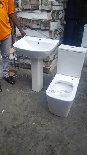 Big Toilet Seat