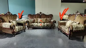 Stylish Royal Sofas