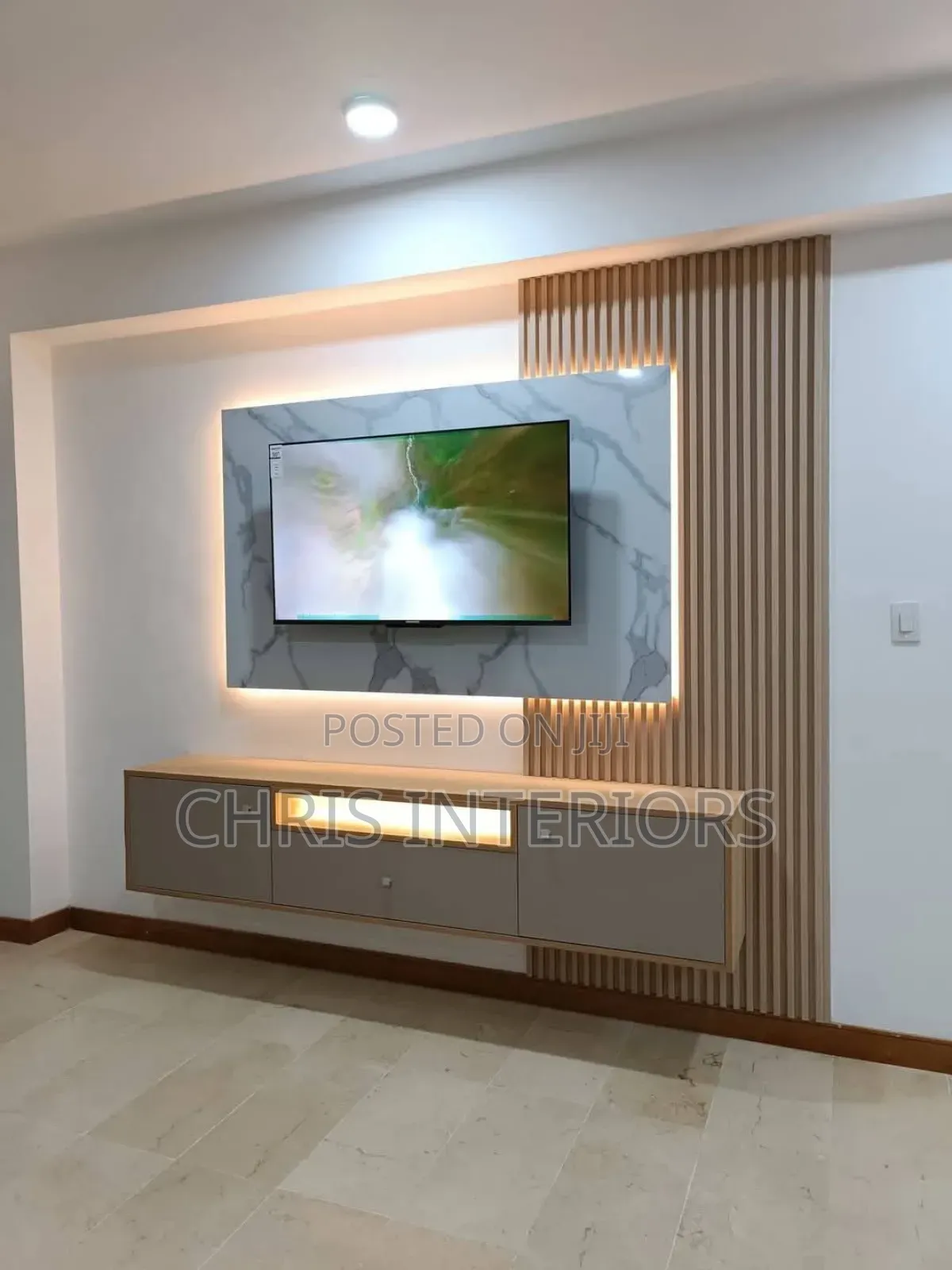 High Glossy Tv Console