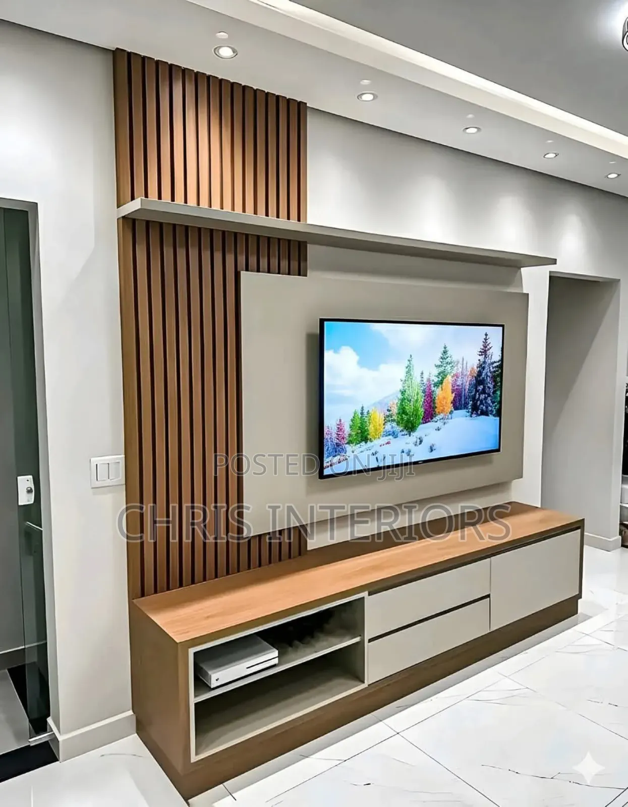 High Glossy Tv Console