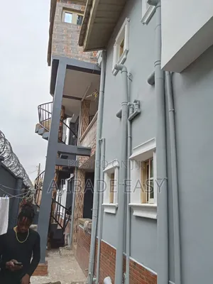 18bdrm Block of Flats in Igando / Ikotun/Igando for sale