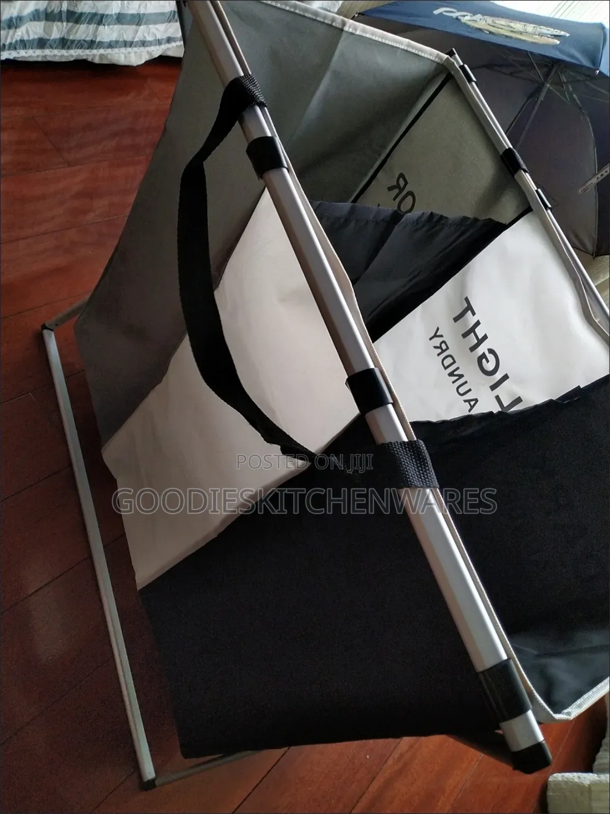3 Sections Laundry Bag / Laundry Basket