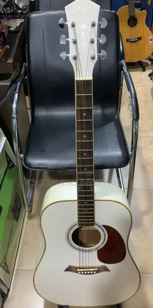 Original Box Guitar Dame