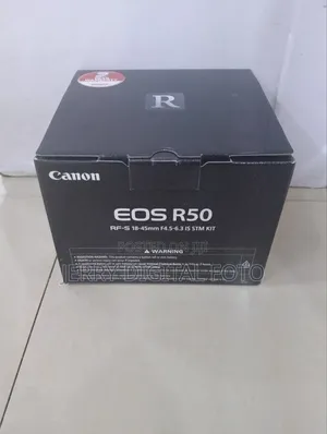 Canon Eos R50 With Len 18-45mm