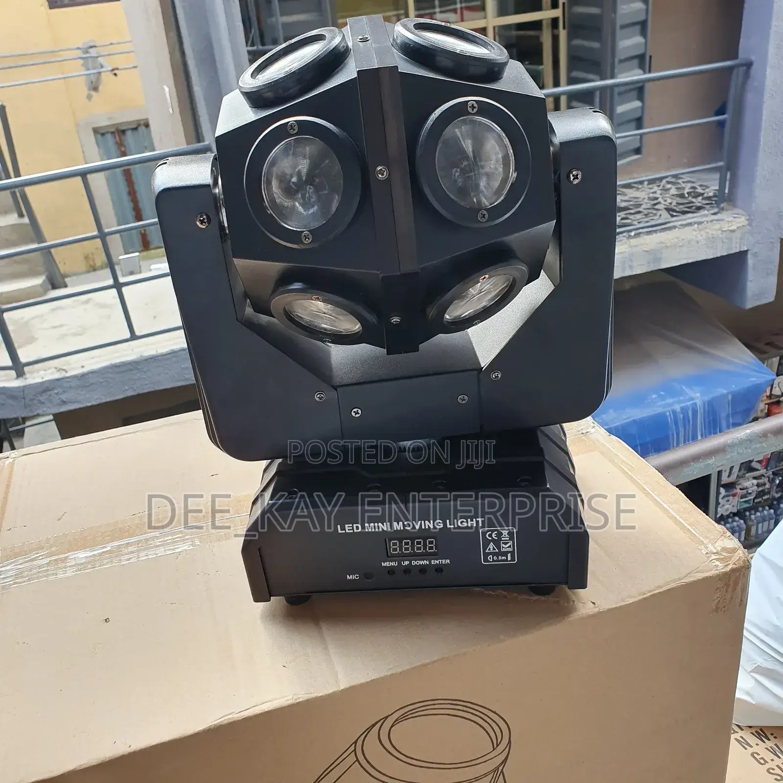 12 Eyes Moving Head Light