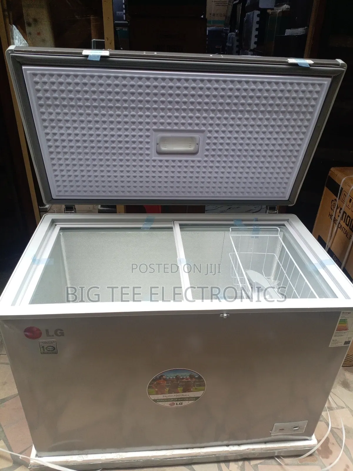 Lg Chess Freezer (450l)