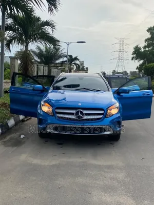 Mercedes-Benz GLA 250 2016 Blue