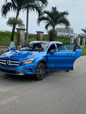 Mercedes-Benz GLA 250 2016 Blue