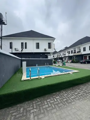4bdrm Duplex in Chevron for rent