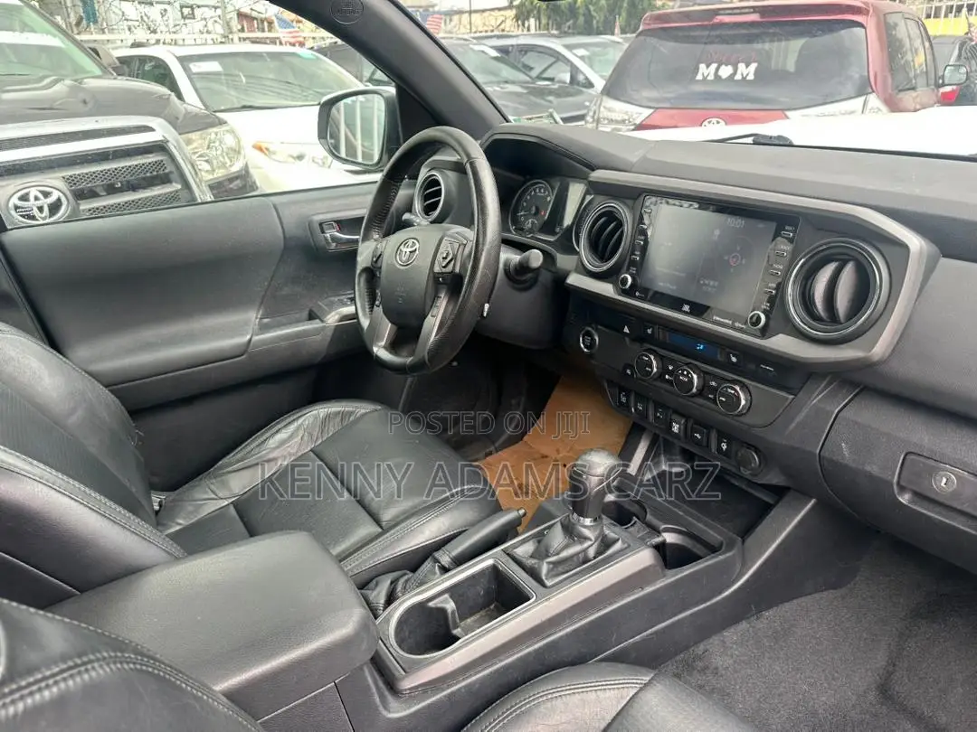 Toyota Tacoma TRD Sport 2022 White
