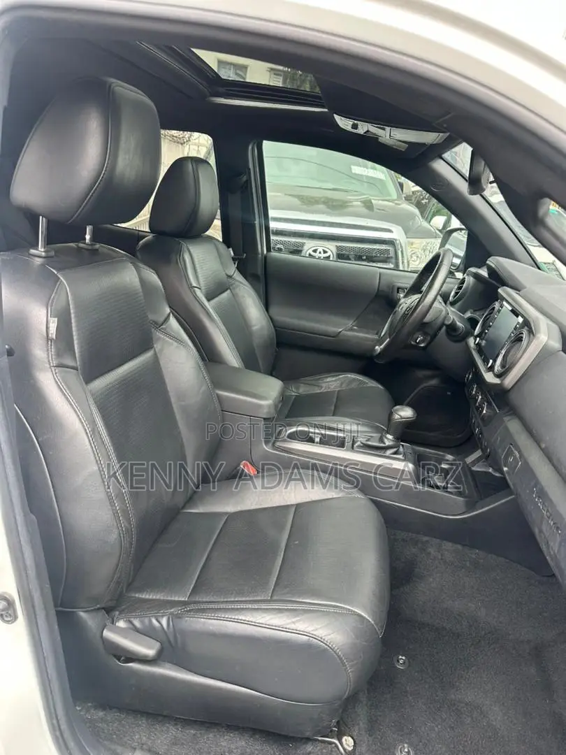 Toyota Tacoma TRD Sport 2022 White