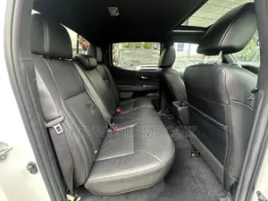 Toyota Tacoma TRD Sport 2022 White