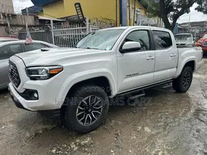 Toyota Tacoma TRD Sport 2022 White