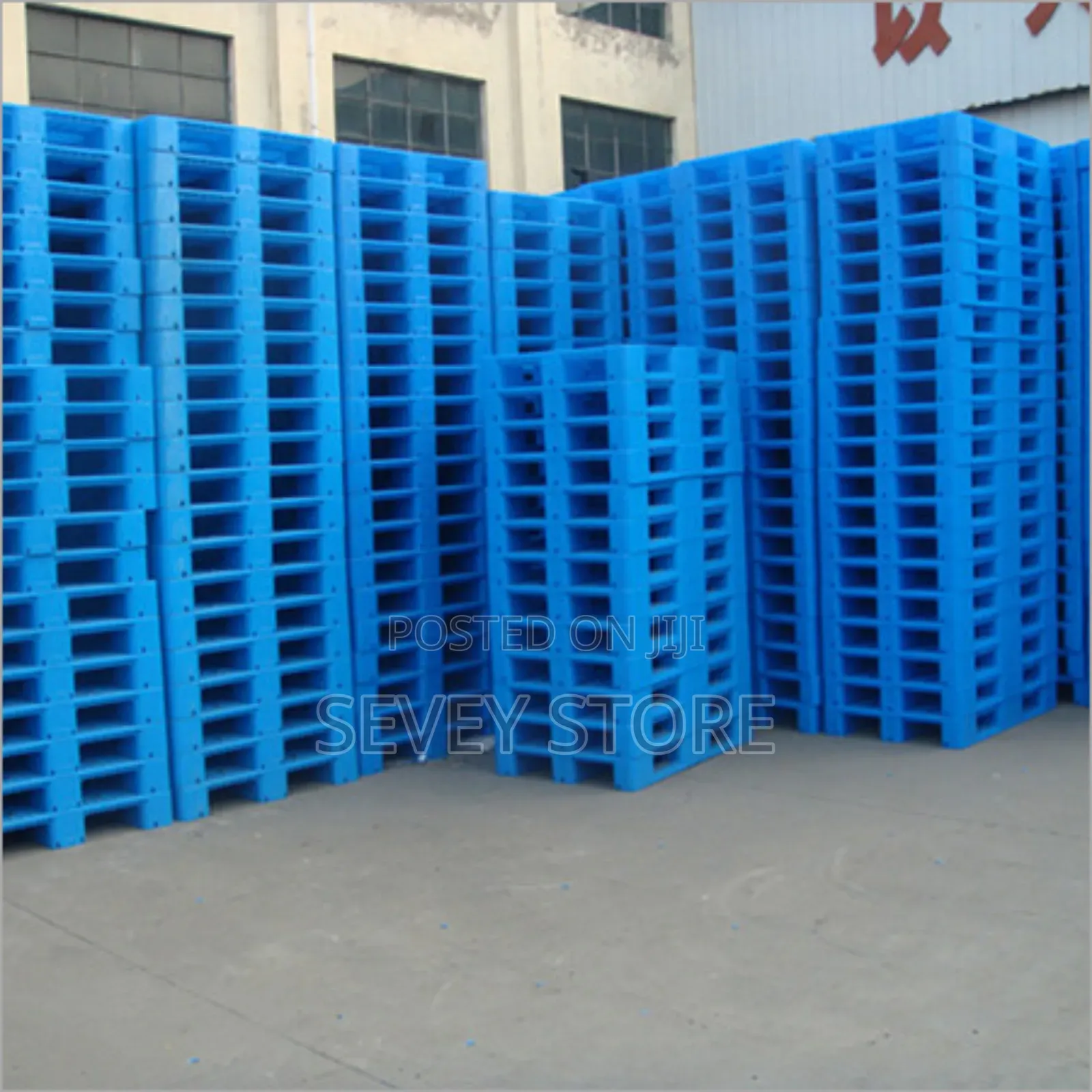 Multicolor Storage Plastic Pallets