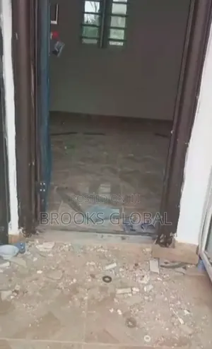 1bdrm Block of Flats in Benin City for rent