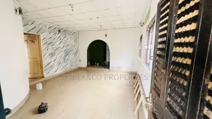 3bdrm Block of Flats in Custom Bus Stop Giwa, Ifo for sale
