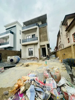 Furnished 7bdrm Duplex in Magodo Phase 2 for sale