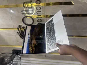 Laptop Apple MacBook Air 2020 M1 8GB Apple M1 SSD 256GB