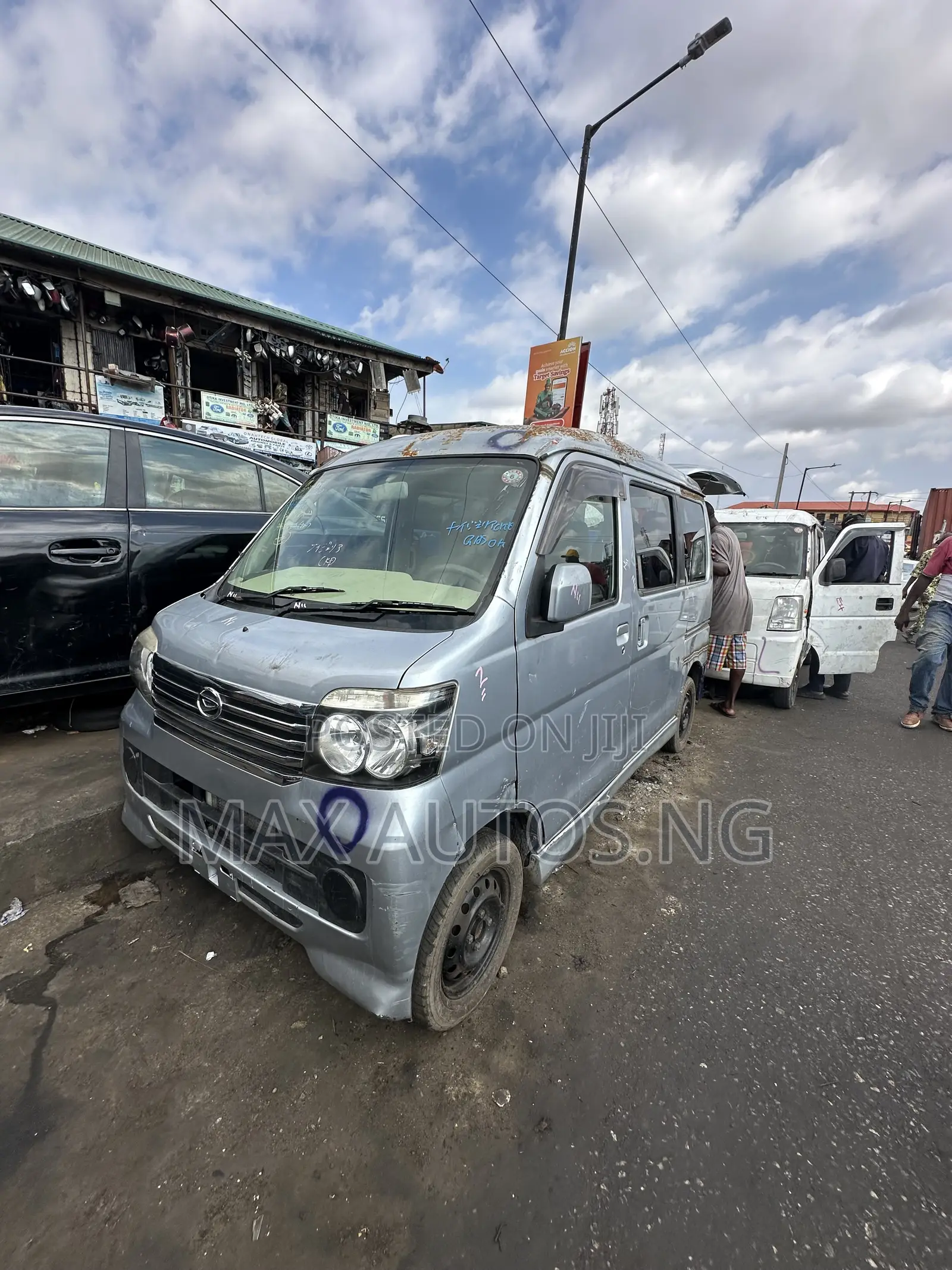 Daihatsu Hijet 2012 Blue