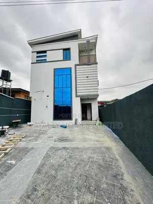 Furnished 4bdrm Duplex in Gbagada for sale