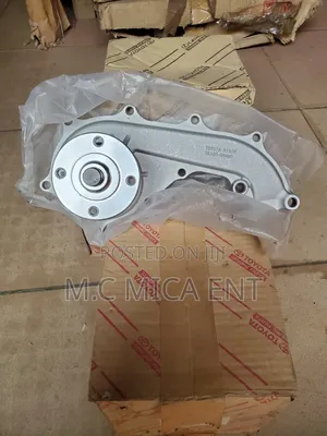 Water Pump for Hilux, Prado, Fortuner Coaster 2tr, 3rz Engine