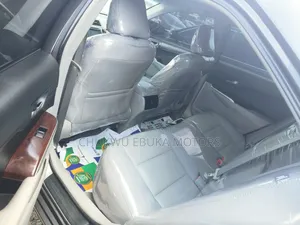 Toyota Camry XLE 4dr Sedan (3.5L 6cyl 6A) 2014 Gray