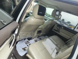 Lexus GX 460 Base 2016 White