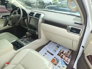 Lexus GX 460 Base 2016 White