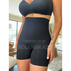 Lamina Plain Tight