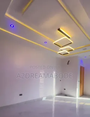 4bdrm House in Ikeja for rent