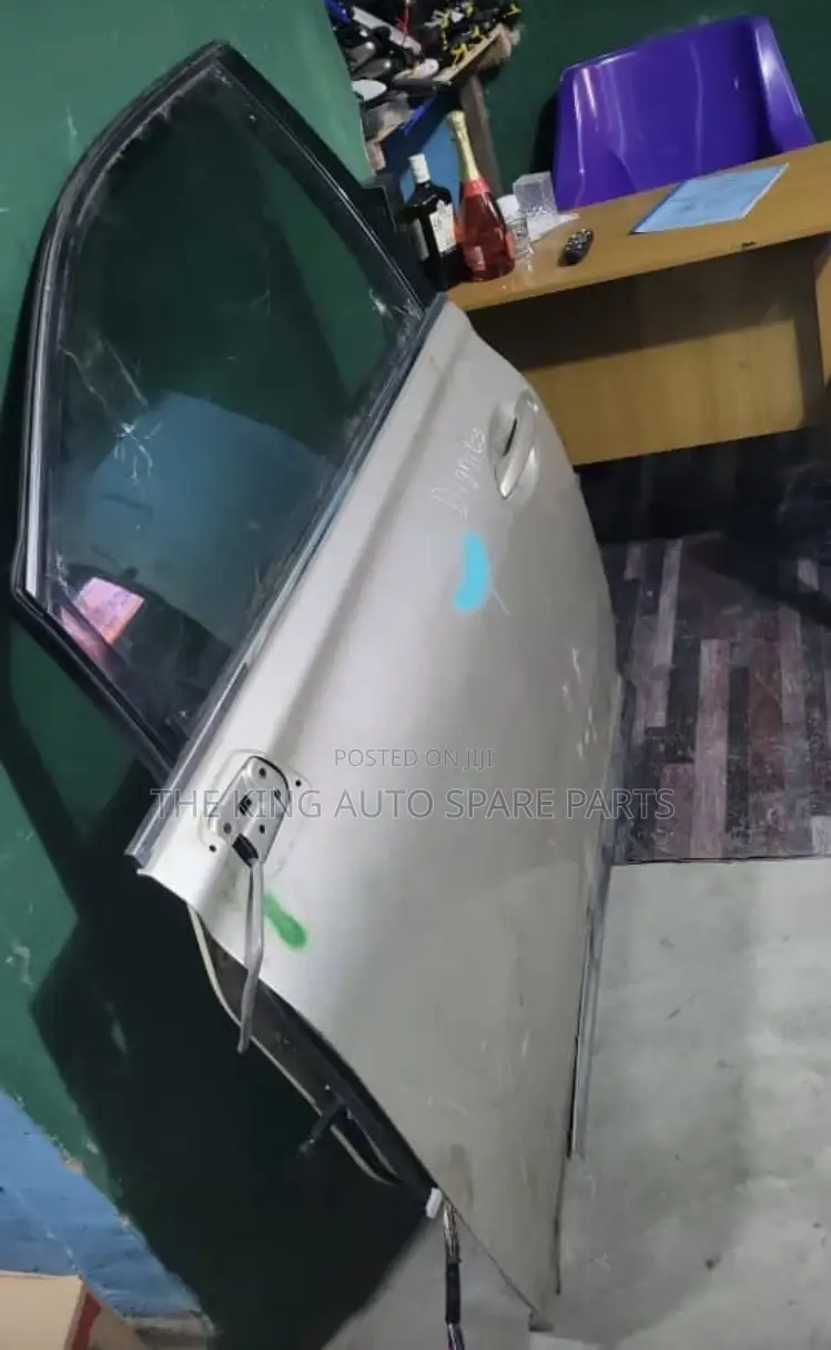 Lexus Rx 350 2013 Model Empty Door Front Left Side