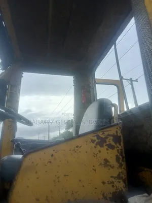 966c Payloader Available for Sale