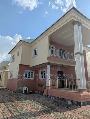 Furnished 4bdrm Duplex in Police Estate, for sale