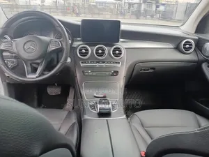 Mercedes-Benz GLC-Class 2016 Silver