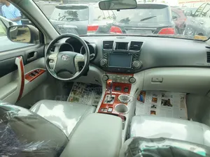Toyota Highlander Limited 2010 Red