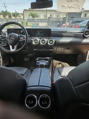 Mercedes-Benz CLA-Class CLA 250 4MATIC Sedan 2020 White