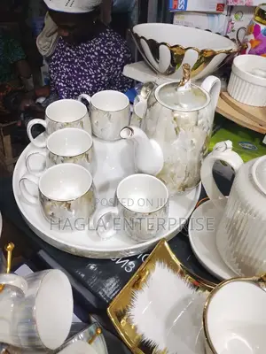 8 Prices Tea Cup,Jug and Spinning/Turning Tray