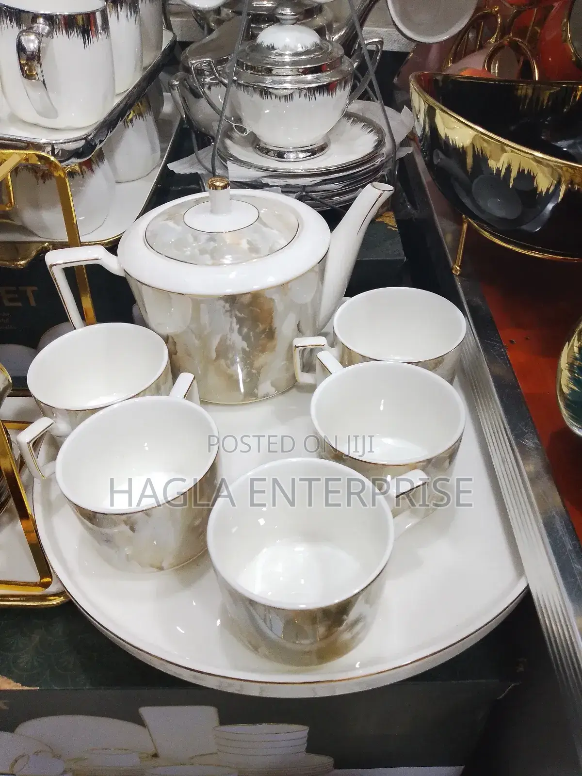 8 Prices Tea Cup,Jug and Spinning/Turning Tray