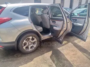 Honda CR-V 2018 Silver