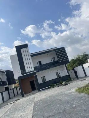 4bdrm Duplex in Chief Lateef Oyelade for sale
