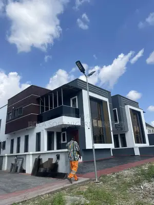 4bdrm Duplex in Chief Lateef Oyelade for sale