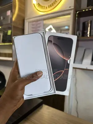 Apple iPhone 16 Pro Max 1 TB Gold