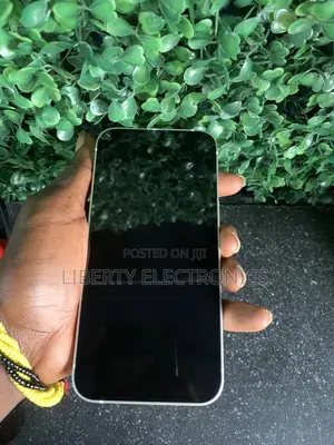 Apple iPhone 13 128 GB White