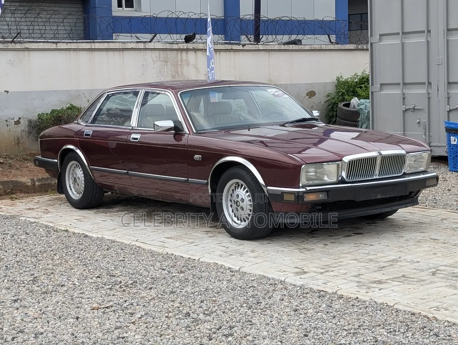 Jaguar XJ 1996 Maroon